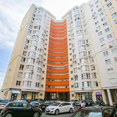 Apartament In Zona Centrala Si Parc Chişinău Eksteriør billede