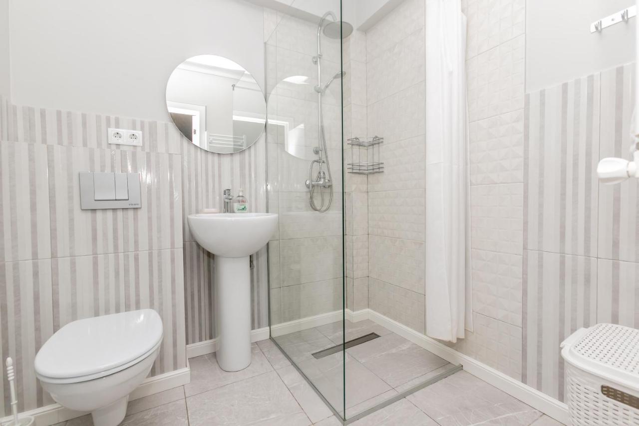 Apartament In Zona Centrala Si Parc Chişinău Eksteriør billede