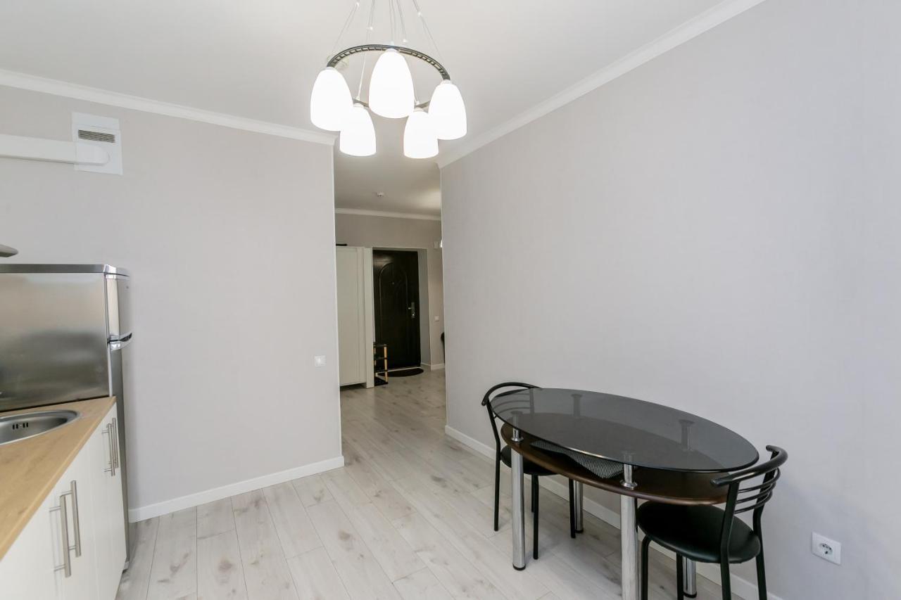 Apartament In Zona Centrala Si Parc Chişinău Eksteriør billede